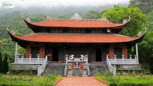 Khám phá chùa Lôi Âm Quảng Ninh với vẻ đẹp cổ kính và linh thiêng