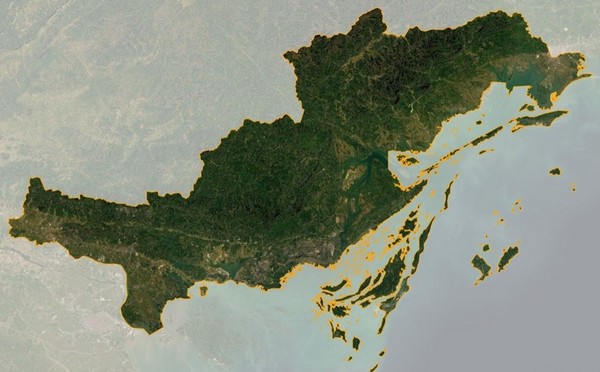 Diện tích tỉnh Quảng Ninh bao nhiêu km²?