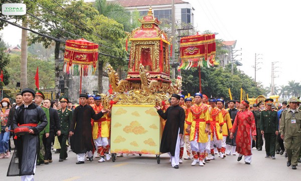 Trải nghiệm Lễ hội đền Cửa Ông – Hòa mình vào không khí lễ hội của người dân Quảng Ninh