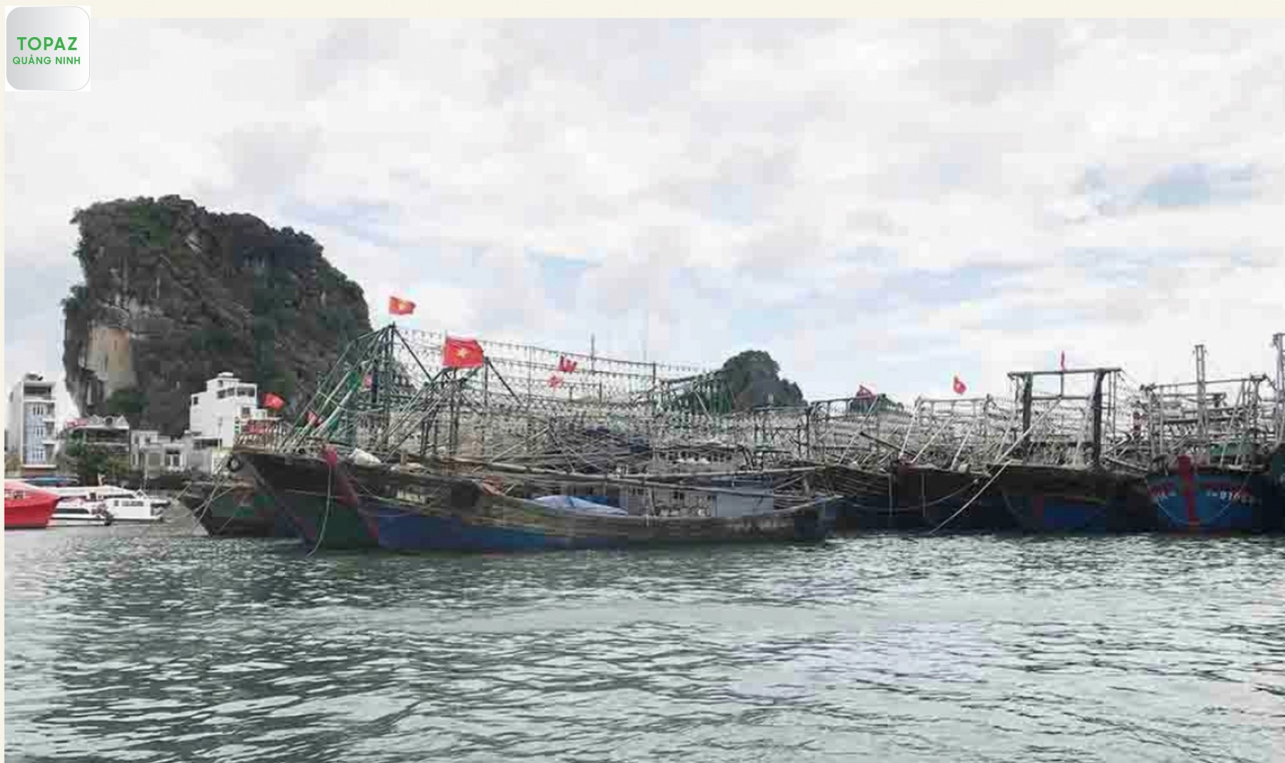 Hình ảnh khai thác trên biển đảo ở tỉnh Quảng Ninh 