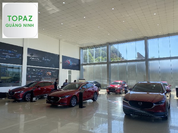 Showroom Mazda Quảng Ninh với không gian rộng rãi, thoải mái