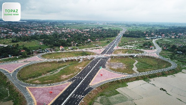 Vẻ đẹp của cao tốc Hải Phòng Hạ Long